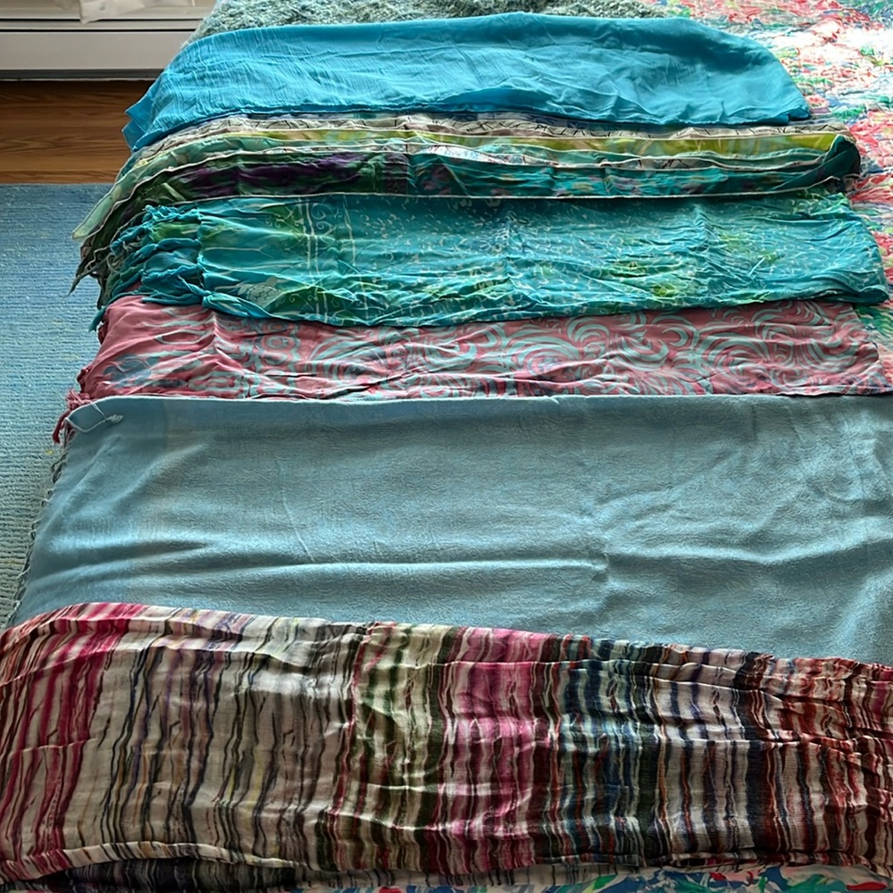 Scarves/Wraps